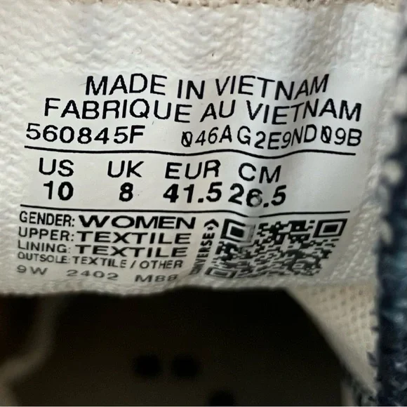 Converse Women’s Size 10.0 All Star Chuck Taylor Hi Platform Shoes Black & White - Picture 10 of 11